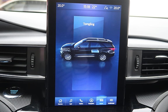 Ford Explorer 18 of 24