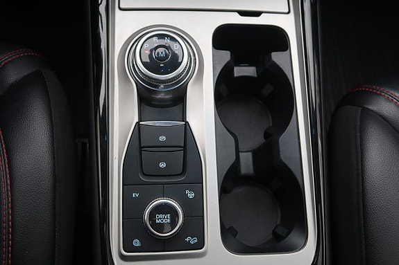 Ford Explorer 21 of 24