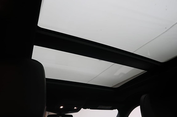 Ford Explorer 9 of 24
