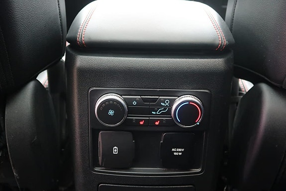 Ford Explorer 8 of 24