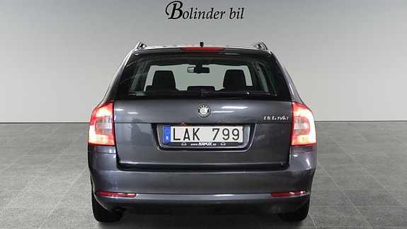 Skoda Octavia 5 of 25