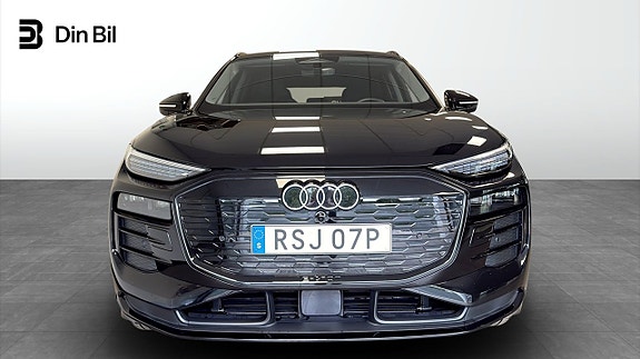 Audi Q6 e-tron 4 of 20