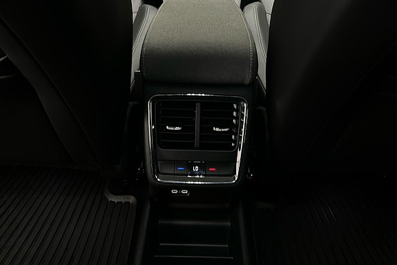 Skoda Enyaq 20 of 27