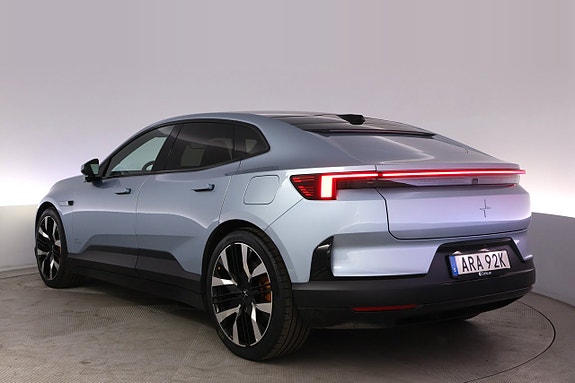 Polestar 4 4 of 27