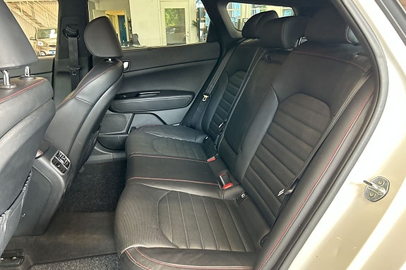 Kia Optima 27 of 30