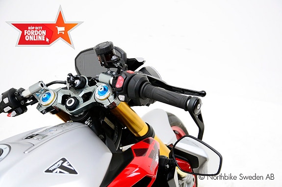 Triumph Street Triple 765 RX 8 of 10