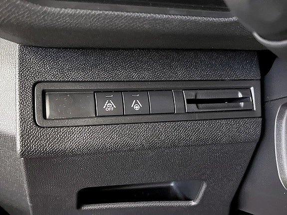 Peugeot 5008 9 of 20