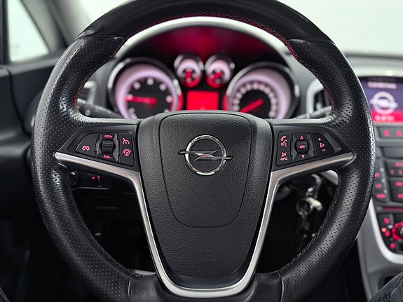 Opel Astra 25 of 27