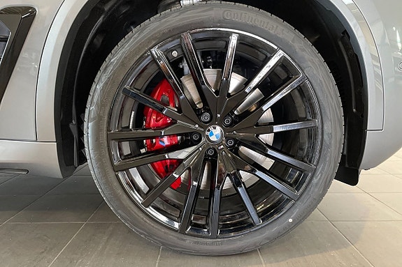 BMW X5 15 of 18