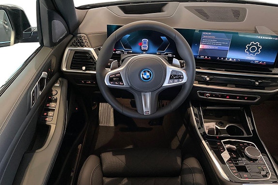 BMW X5 9 of 18