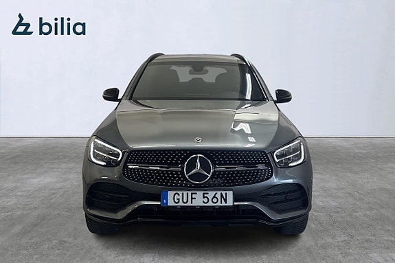 Mercedes-Benz GLC300 de 2 of 5