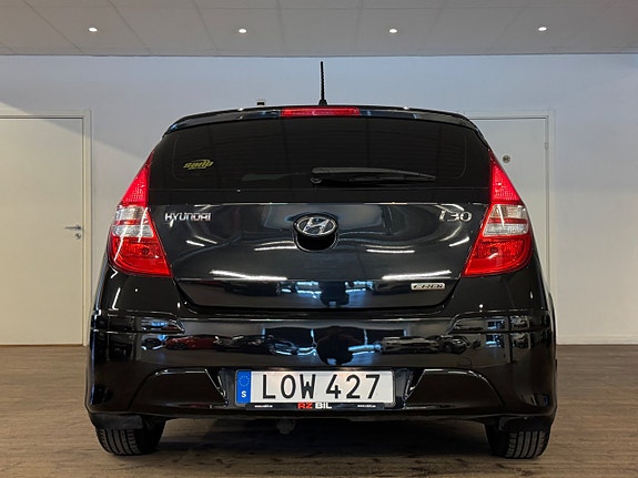 Hyundai i30 10 of 24