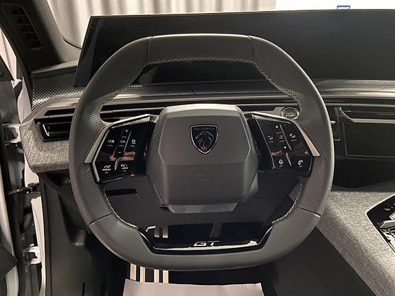 Peugeot 5008 18 of 21