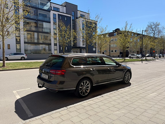 Volkswagen Passat 3 of 5