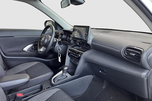 Toyota Yaris Cross 9 of 13