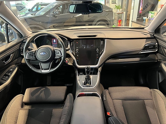 Subaru Outback 7 of 14