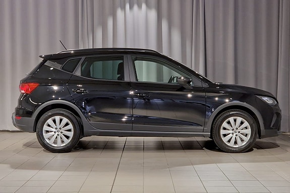 Seat Arona 4 of 5