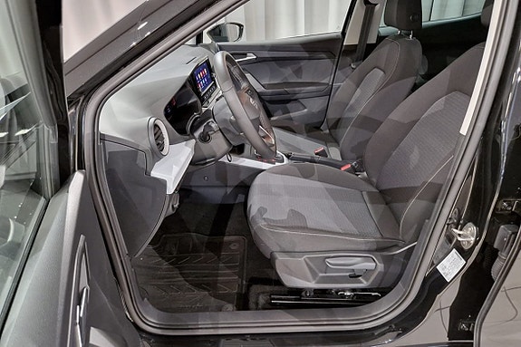 Seat Arona 7 of 14