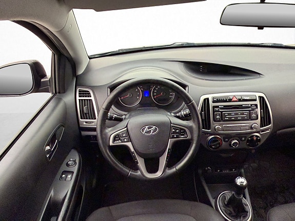 Hyundai i20 13 of 28