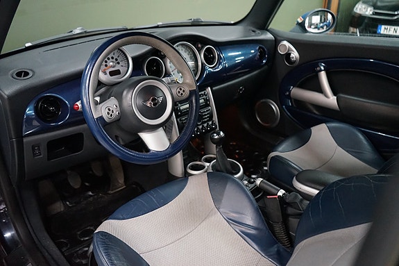 MINI Cooper 7 of 14