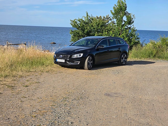 Volvo V60 4 of 5