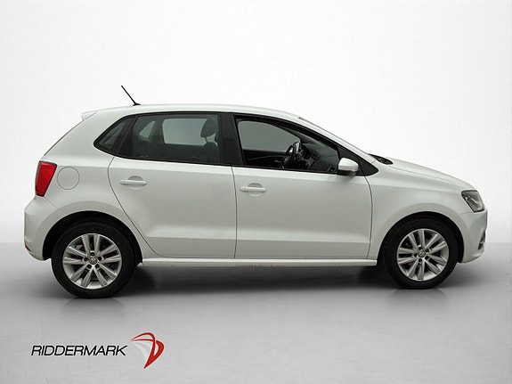 Volkswagen Polo 9 of 26