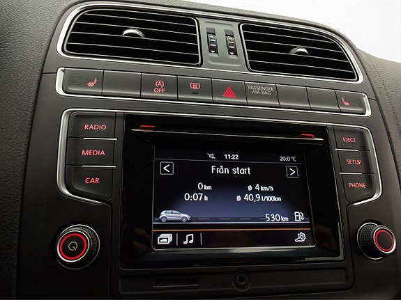 Volkswagen Polo 21 of 26