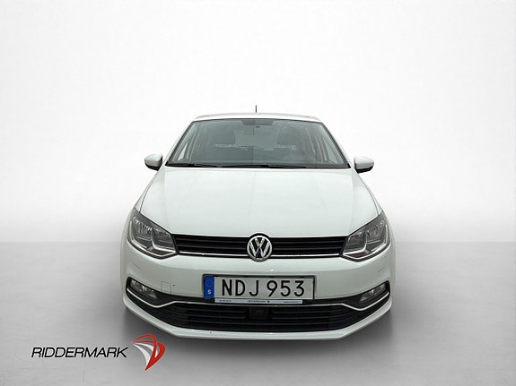Volkswagen Polo 2 of 5