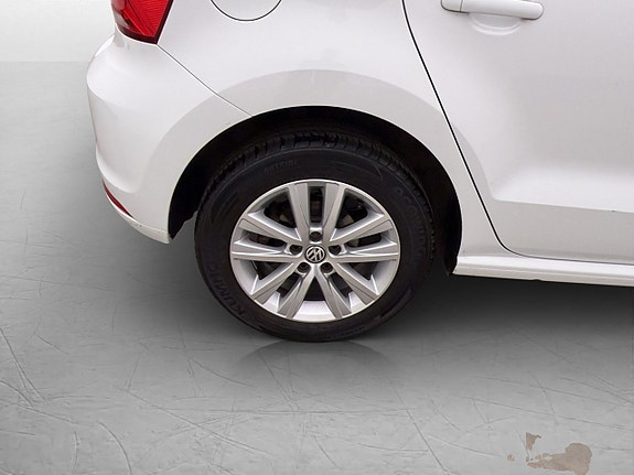 Volkswagen Polo 25 of 26