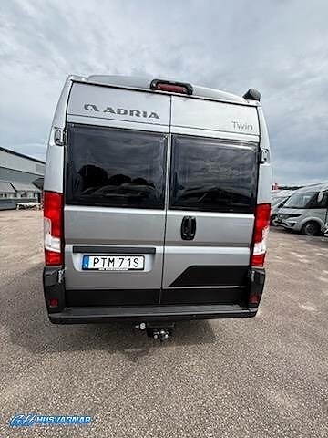 Adria TWIN 640 SGX 4 of 17