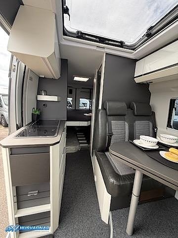 Adria TWIN 640 SGX 13 of 17
