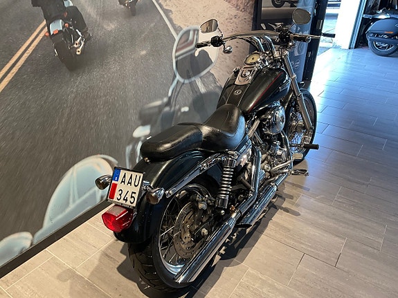 Harley-Davidson Super Glide Custom 1.6 Twin Cam 96,2007 11 of 12
