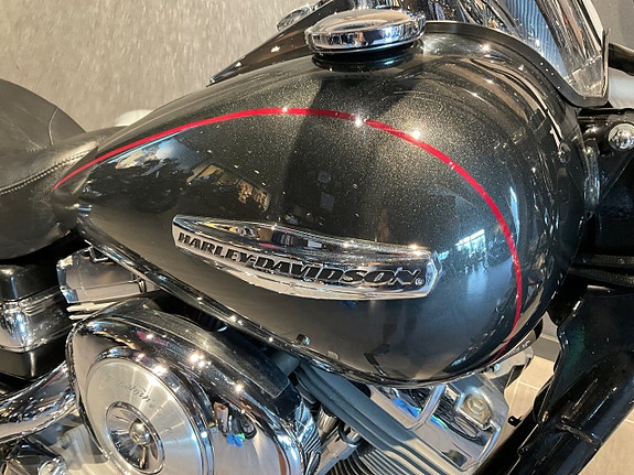 Harley-Davidson Super Glide Custom 1.6 Twin Cam 96,2007 4 of 12