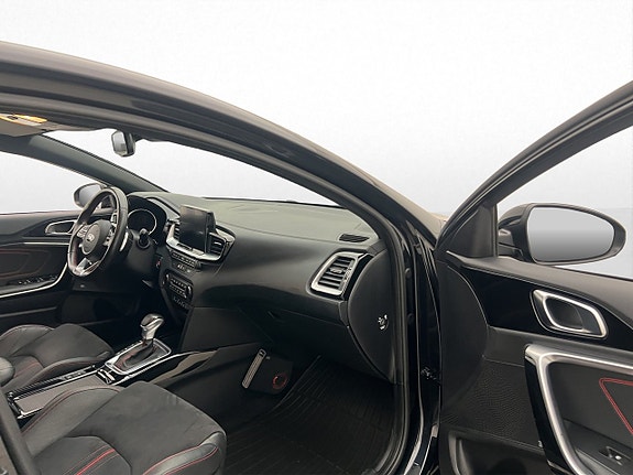 Kia ProCeed 16 of 30