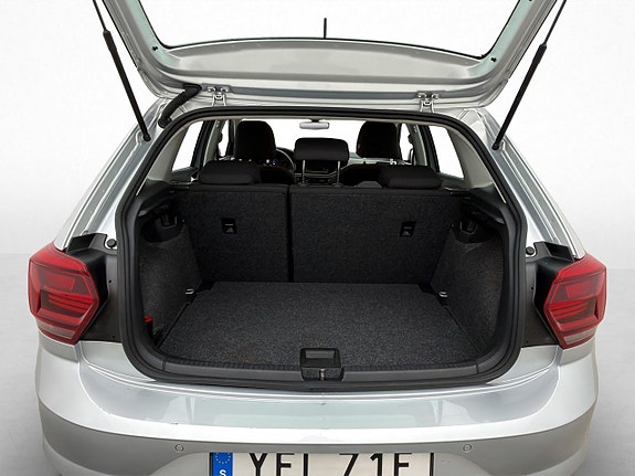 Volkswagen Polo 25 of 29