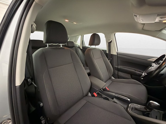 Volkswagen Polo 15 of 29