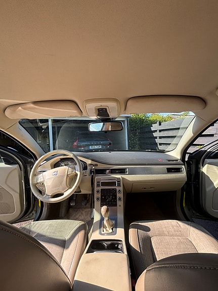 Volvo XC70 4 of 4