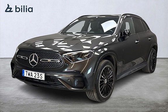 Mercedes-Benz GLC300 e 2 of 5