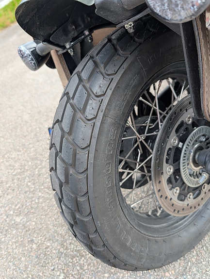 INDIAN SCOUT BOBBER TWENTY 5 of 6