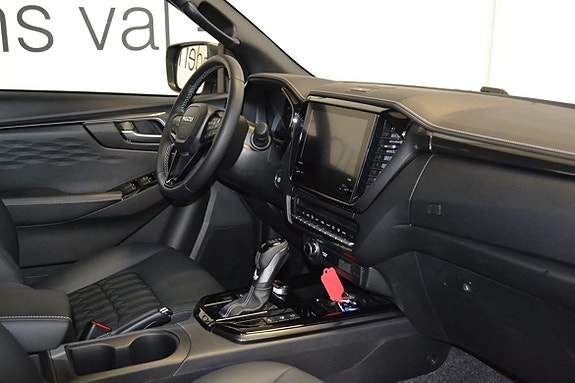 Isuzu D-max 6 of 8