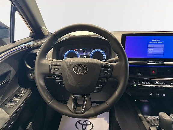 Toyota C-HR 10 of 11