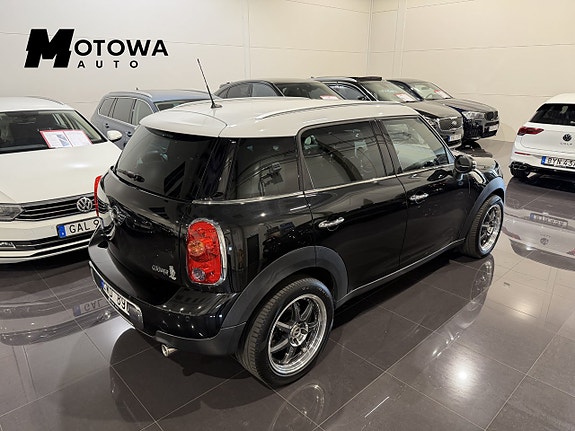 MINI Countryman Cooper D 9 of 19