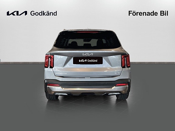 Kia Sorento 5 of 5