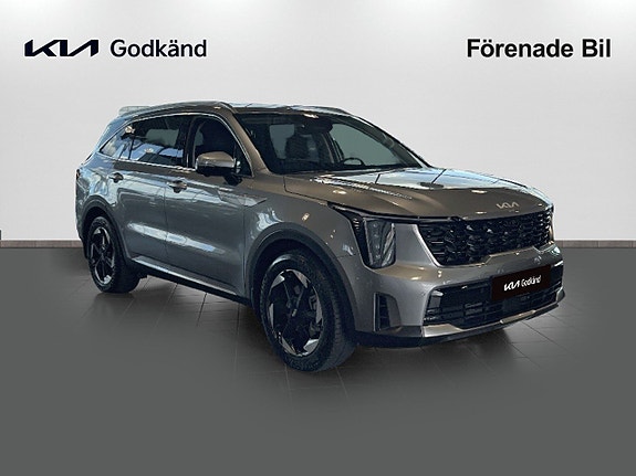 Kia Sorento 3 of 5