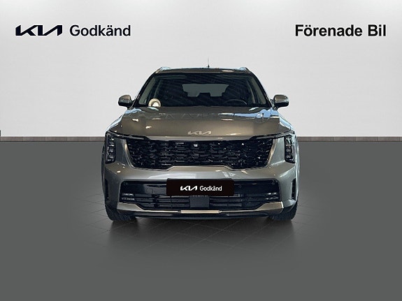 Kia Sorento 2 of 5