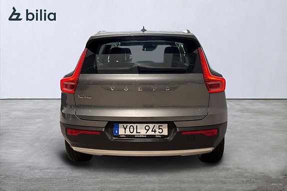 Volvo XC40 5 of 5