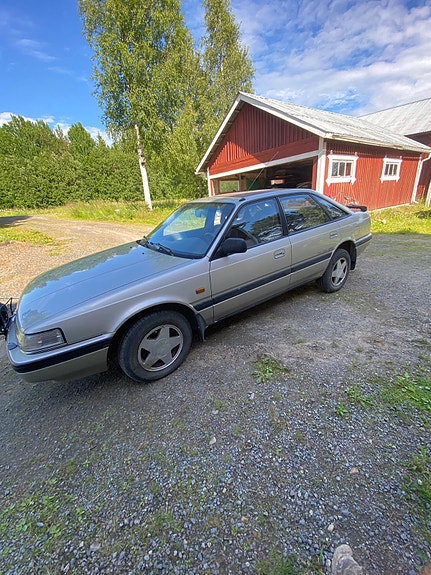 Mazda 626 4 of 5