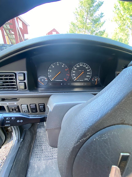 Mazda 626 9 of 11