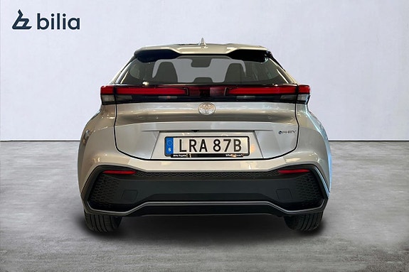 Toyota C-HR 5 of 5