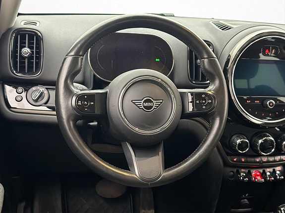 MINI Countryman Cooper 11 of 28